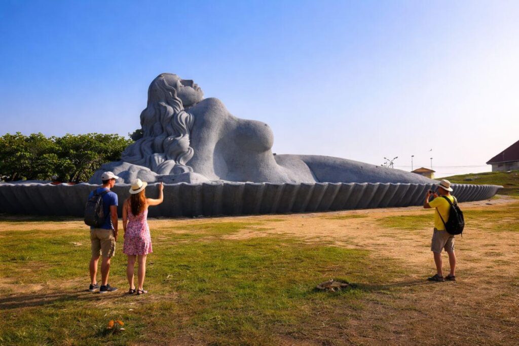 Things to do at Shangumugham Beach Kerala